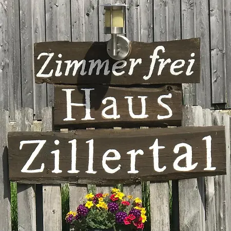 ホームステイ Haus Zillertal Am Achensee
