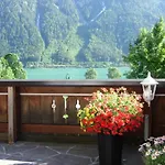 Haus Zillertal Am Achensee Δωμάτια σε οικογενειακή κατοικία *